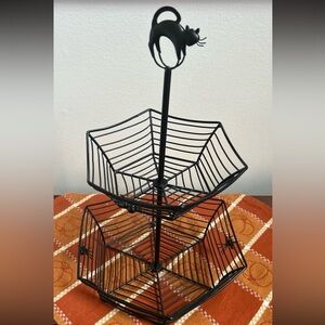 Vintage Avon HALLOWEEN 2-TIER COB WEB TREAT STAND - NIB